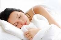 年轻人睡的太早是病吗  年轻人嗜睡疾病的前兆