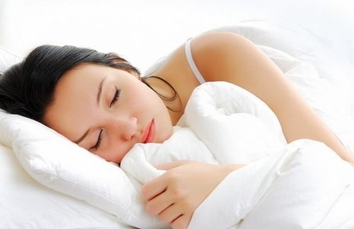 年轻人睡的太早是病吗  年轻人嗜睡疾病的前兆